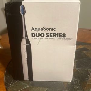 Aqua sonic duo series
